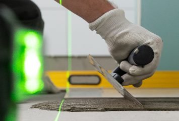 Самовирівнювальна